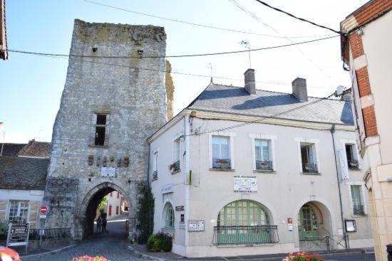 Auberge De La Tour Mennetou-sur-Cher Ngoại thất bức ảnh
