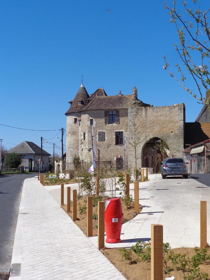 Auberge De La Tour Mennetou-sur-Cher Ngoại thất bức ảnh
